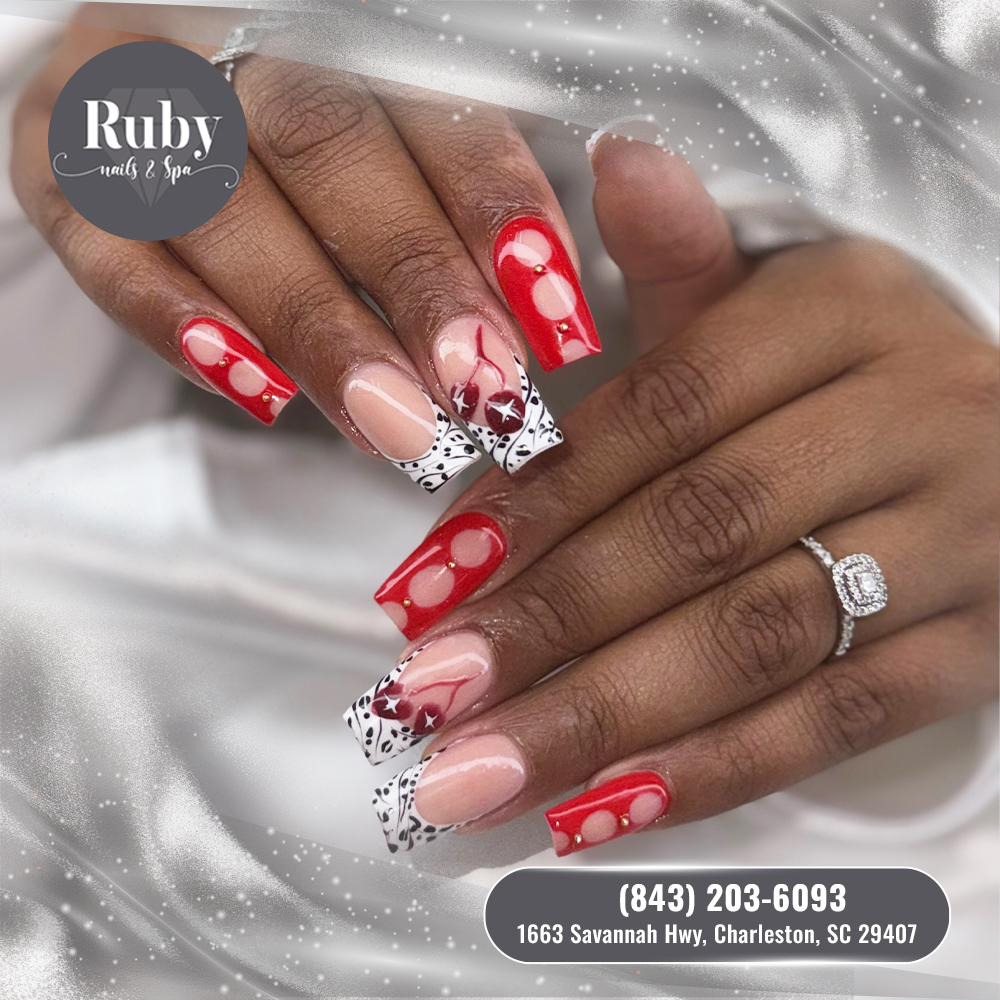 Ruby Nails logo